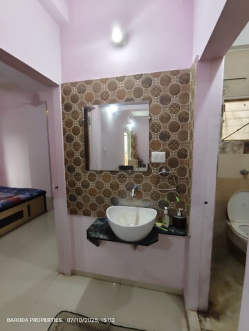 Bathroom in 1 BHK Apartment at Undera – for Rent