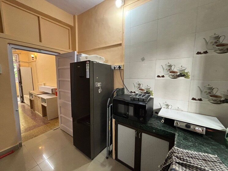 Kitchen, khar west 1 RK 250 Sq.Ft. Apartment In Khar West Mumbai 8937017