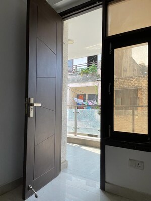 Room in 3 BHK Builder Floor at Freedom Fighters Enclave – for Sale