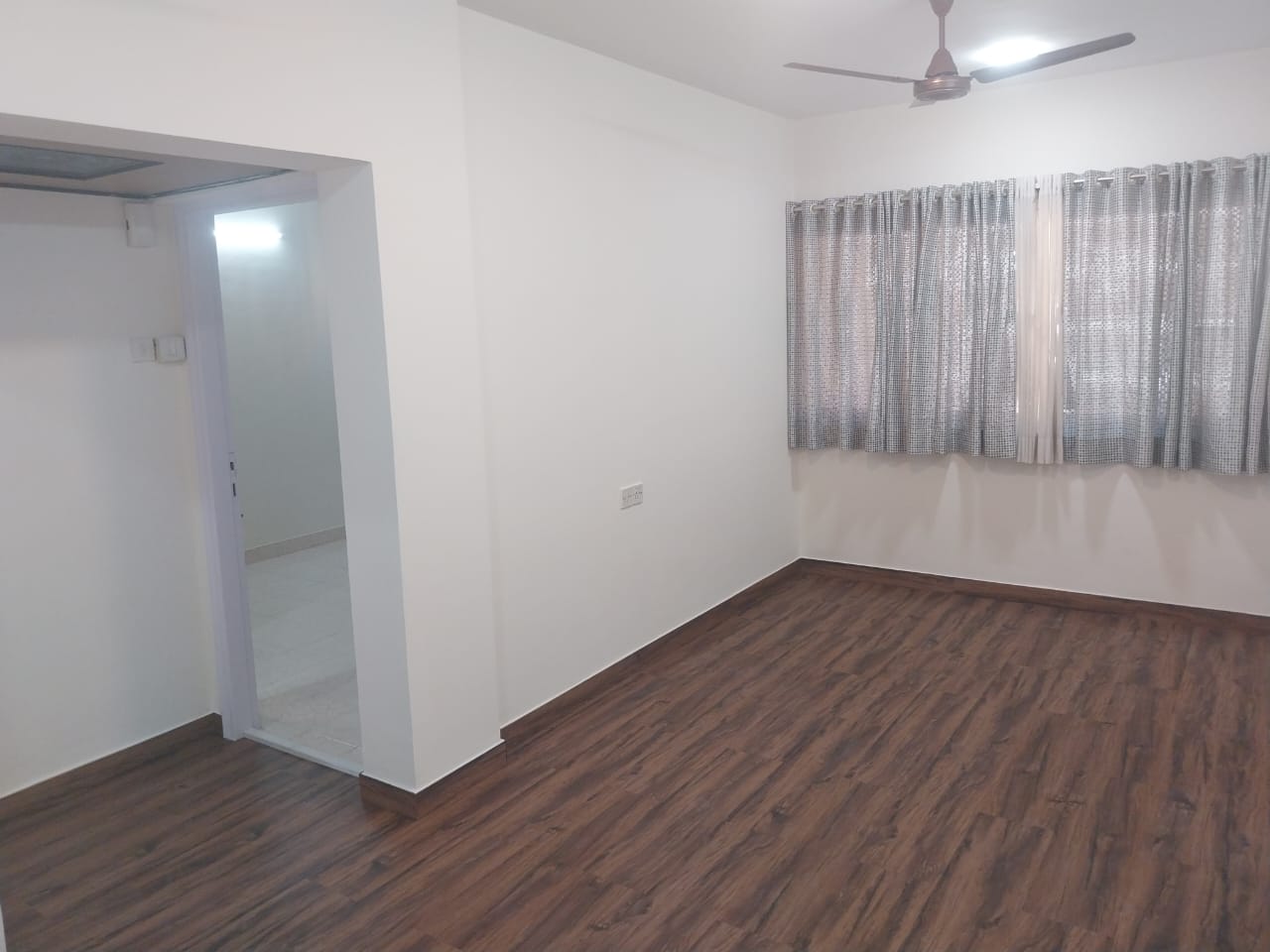 2 BHK Apartment For Rent in K Raheja Vihar