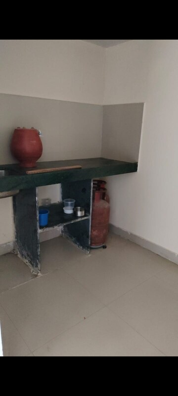 Furnished Amenities in 1 BHK Apartment at Mahalaxmi CHS Worli, Worli – for Rent
