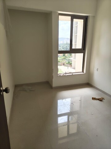 2 BHK Apartment For Rent in Kalpataru Paramount, Kapur Bawdi