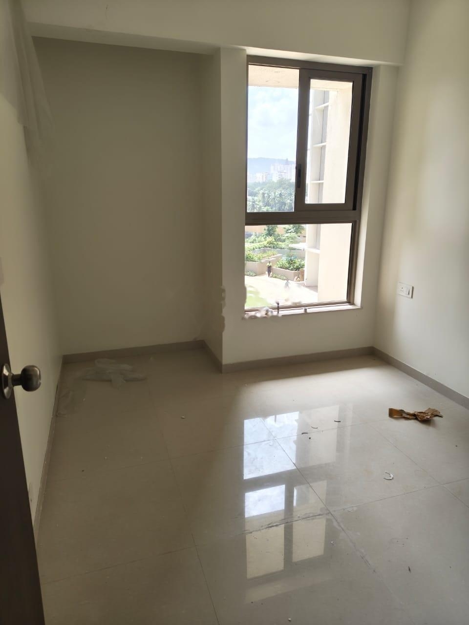 2 BHK Apartment For Rent in Kalpataru Paramount