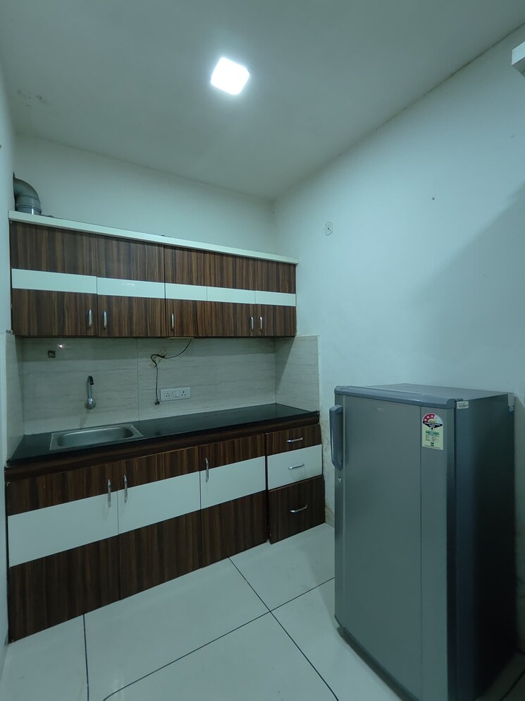Kitchen, vijay nagar 1 RK 500 Sq.Ft. Apartment In Vijay Nagar Indore 8937210