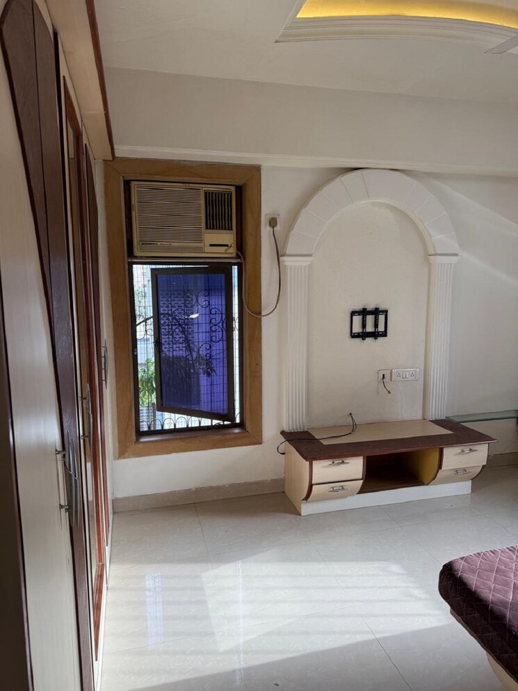 Bedroom, bandra west 2 Bedroom 750 Sq.Ft. Apartment In Bandra West Mumbai 8937116