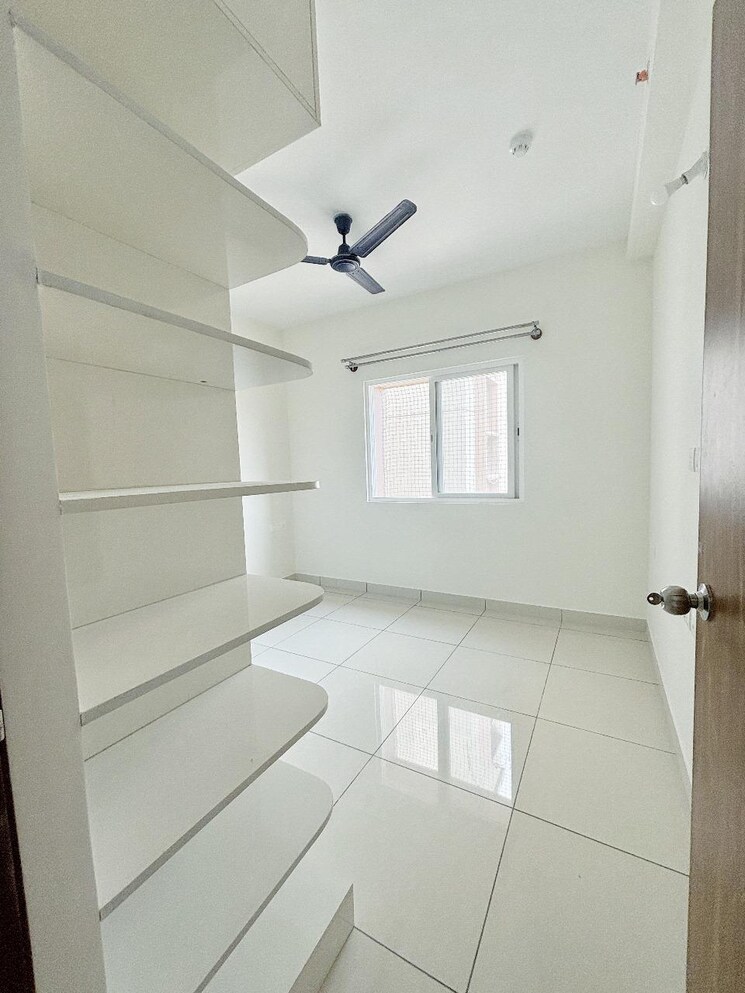 Bathroom, bren-northern-lights 2 Bedroom 760 Sq.Ft. Apartment In Jakkuru Bangalore 8937353