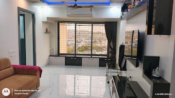 Master Bedroom in 1.5 BHK Apartment at Hubtown Akruti Orchid Park, Sakinaka – for Rent