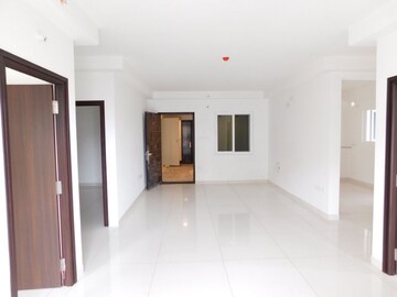 Room in 2 BHK Apartment at Aparna Sarovar Zicon, Nallagandla – for Rent