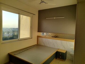 Furnished Amenities in 1 BHK Apartment at Prestige Royale Gardens, Gantiganahalli – for Rent