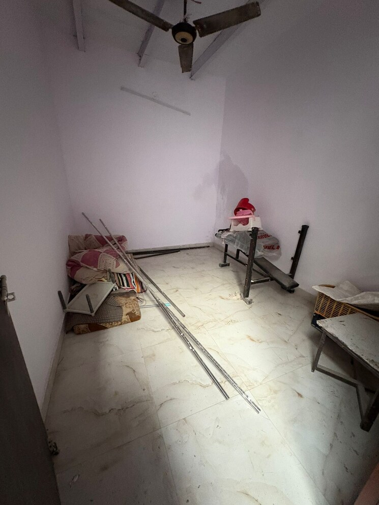 Bathroom, palam-vihar-residents-association 3 Bedroom 1680 Sq.Ft. Independent House In Palam Vihar Gurgaon 8937455