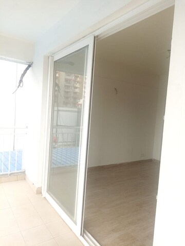  3.5 BHK Apartment at Sector 77 – for Sale