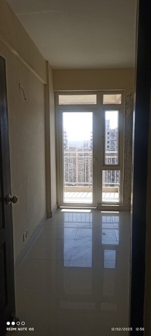 3.5 BHK Apartment For Sale in Sector 77