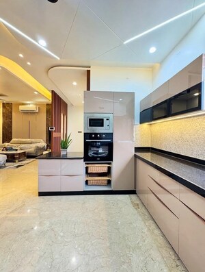 Kitchen in 3 BHK Builder Floor at Sector 35 – for Sale