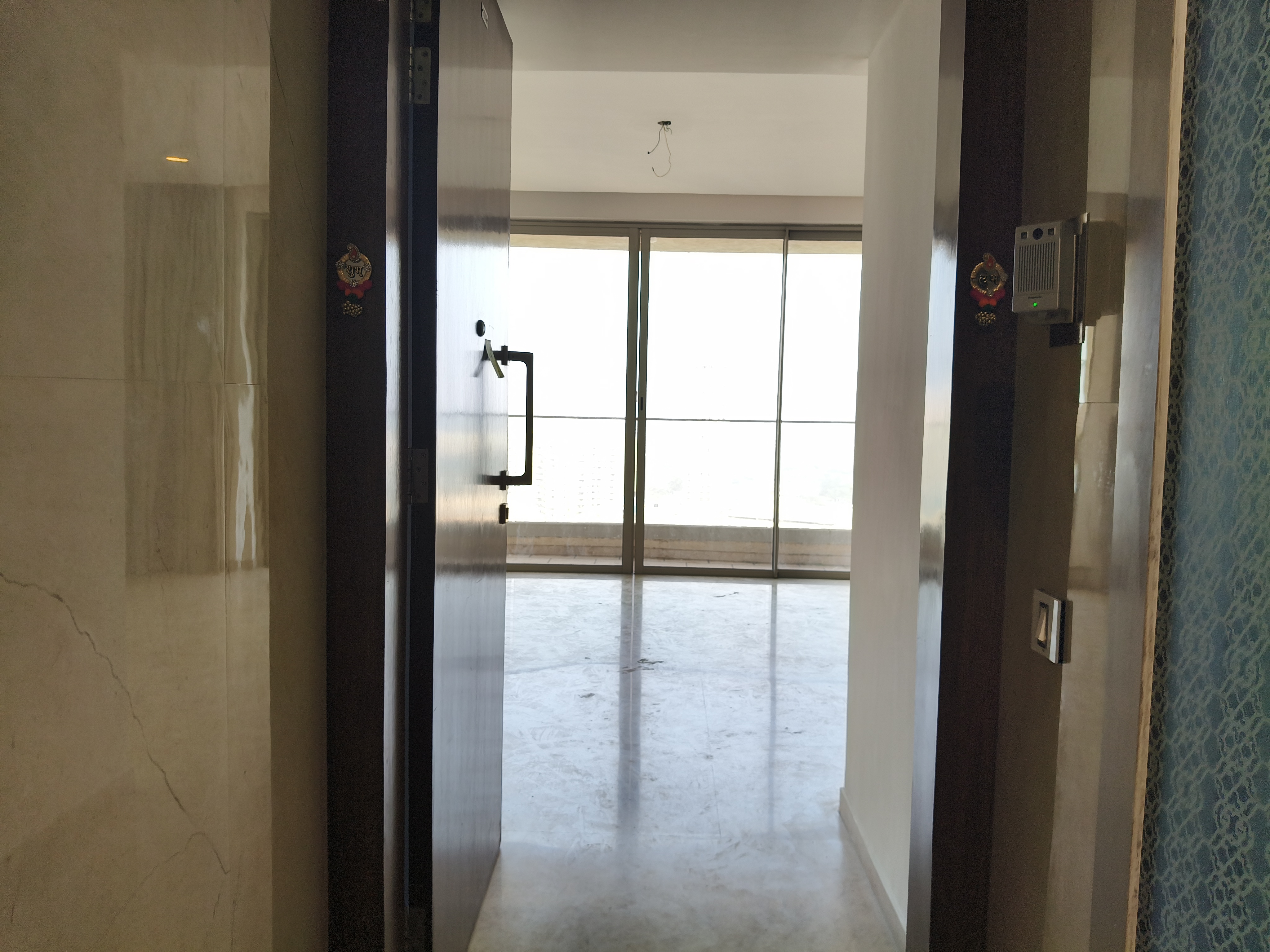 3 BHK + Extra Room Apartment For Rent in Hiranandani Estate