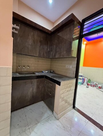 Kitchen in 3 BHK Builder Floor at Sector 29 – for Rent