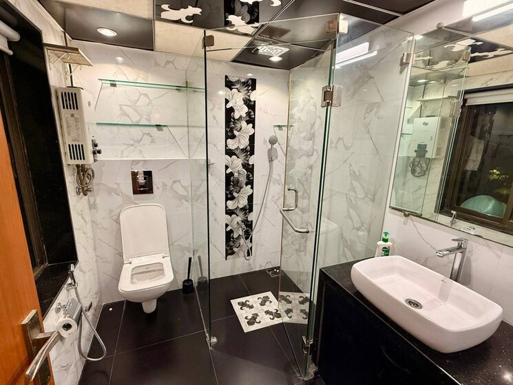 Master Bedroom, juhu-vishal-chs 3.5 Bedroom 1300 Sq.Ft. Apartment In Juhu Mumbai 8937509