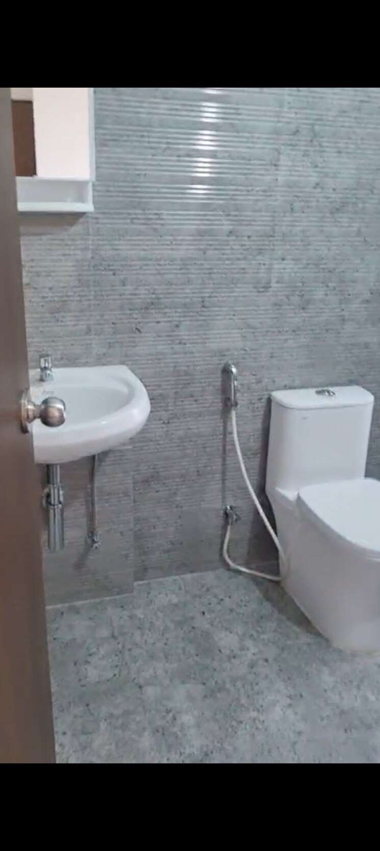 Bathroom, acme-ozone 3 Bedroom 1250 Sq.Ft. Apartment In Manpada Thane 8937507