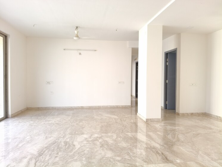 Room, one-hiranandani-park 3 Bedroom 1400 Sq.Ft. Apartment In Ghodbunder Road Thane 8937547