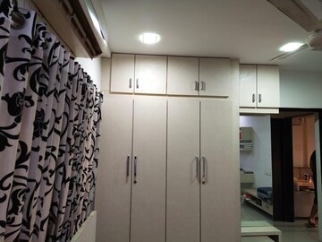 Furnished Amenities in 2 BHK Penthouse at Khodiyar Nagar – for Rent