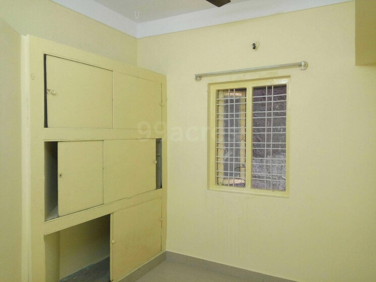 Room, rt nagar 1 Bedroom 810 Sq.Ft. Independent House In Rt Nagar Bangalore 8937573
