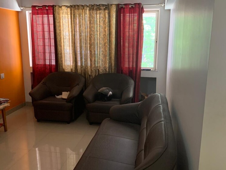 Living Room, raheja-vistas-phase-3 2 Bedroom 801 Sq.Ft. Apartment In Mohammadwadi Pune 8937593