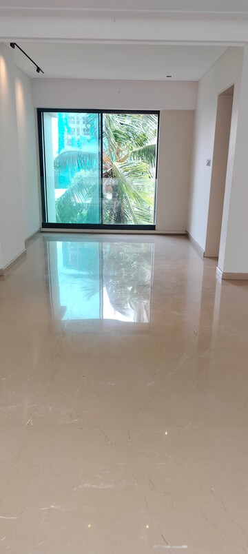 Furnished Amenities in 3 BHK Apartment at Arkade Aura, Santacruz West – for Sale