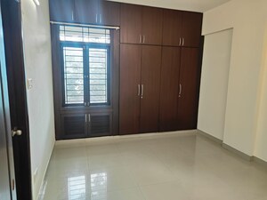 Room in 3 BHK Apartment at Cambridge Layout – for Sale