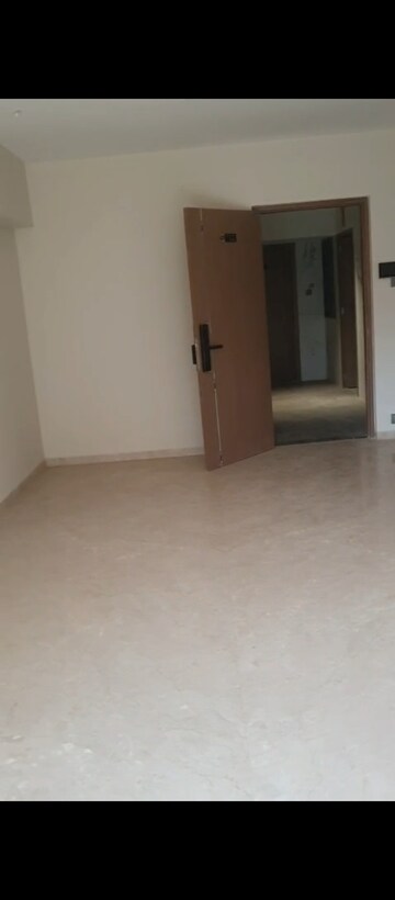 Room in 2 BHK Apartment at Veena Solace, Santacruz West – for Sale