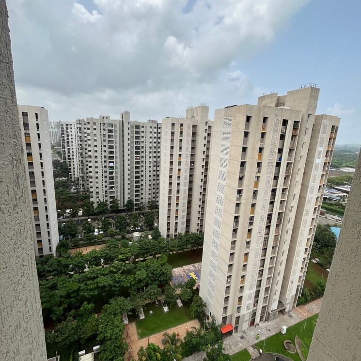 Exterior View, lodha-palava-fontana-c-to-h 1 Bedroom 460 Sq.Ft. Apartment In Taloja Bypass Road Thane 8937676