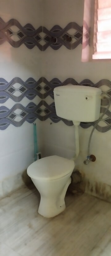 Attached Bathroom in 2 BHK Apartment at Kasba – for Rent