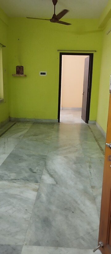 Room in 2 BHK Apartment at Kasba – for Rent