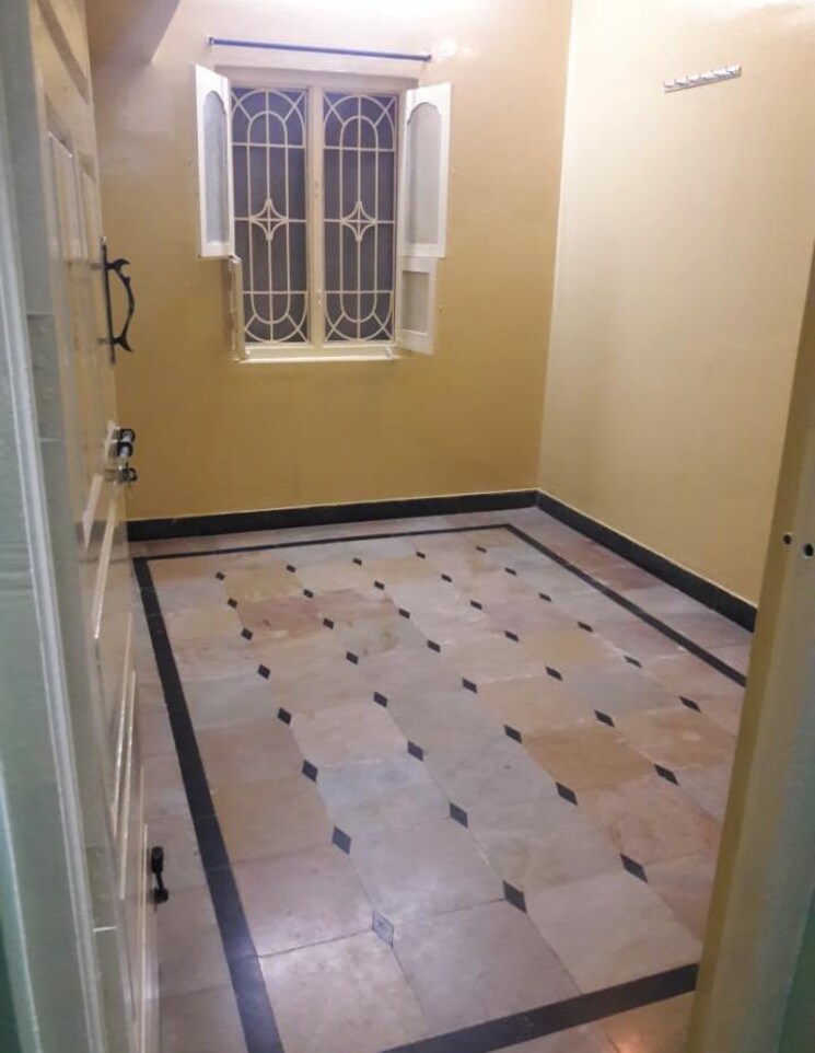 Room, rt nagar 2 Bedroom 810 Sq.Ft. Independent House In Rt Nagar Bangalore 8937703