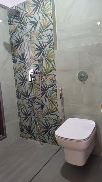 Bathroom in 4 BHK Apartment at Whispering Heights, Malad West – for Rent