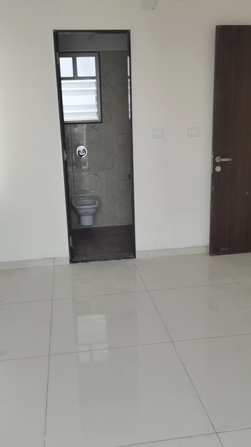 Furnished Amenities in 3 BHK Apartment at Yashwin Orizzonte, Kharadi – for Sale