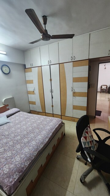 Master Bedroom in 2 BHK Apartment at Ghatkopar West – for Rent