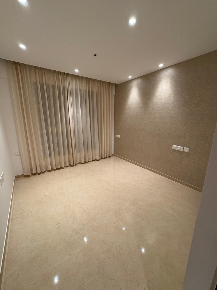 Bedroom, hiranandani-highland 3 Bedroom 755 Sq.Ft. Apartment In Powai Mumbai 8937890