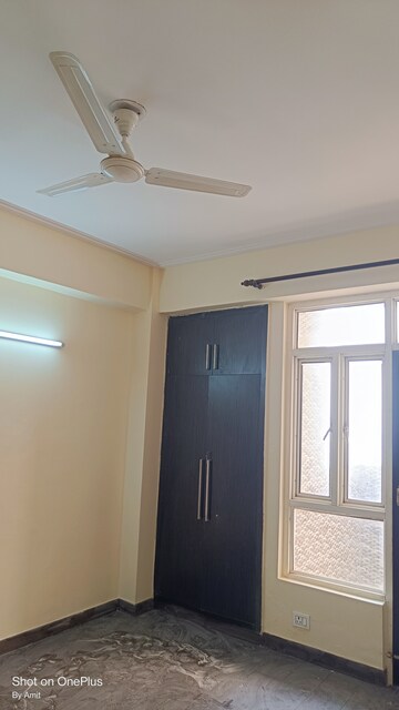 3 BHK Apartment For Rent in Supertech 34 Pavilion, Sector 34