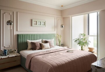 Bedroom in 1 BHK Builder Floor at Sector 73 – for Sale