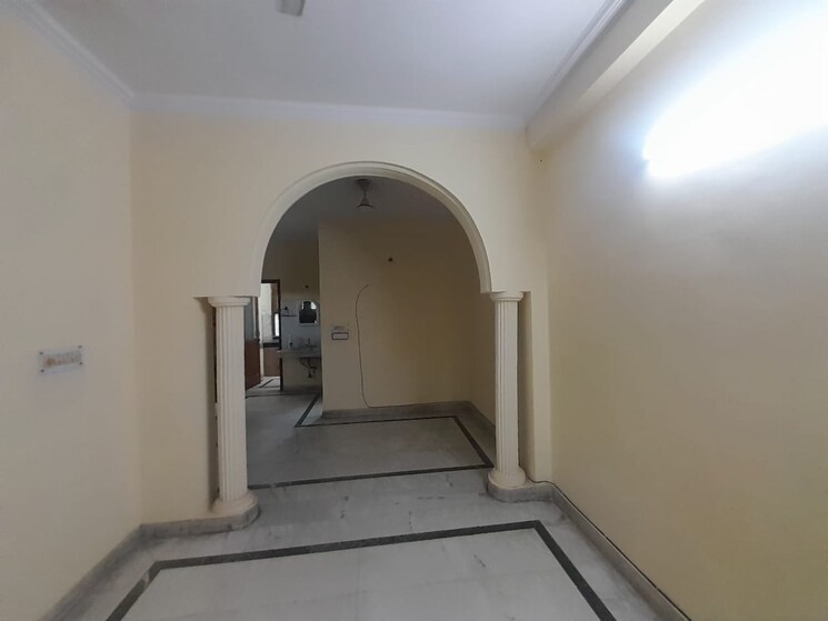 undefined, sector 48 2 Bedroom 1550 Sq.Ft. Villa In Sector 48 Noida 8938046