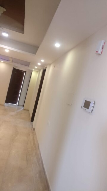 Building Lobby in 3 BHK Builder Floor at Boutique Residential Apartments G-88, Saket – for Rent
