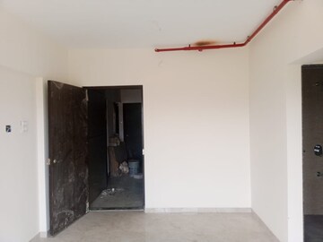 Room in 2 BHK Apartment at Shivoham Avyukta Breeze, Borivali West – for Sale