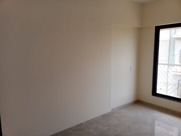 Room in 2 BHK Apartment at Shivoham Avyukta Breeze, Borivali West – for Sale