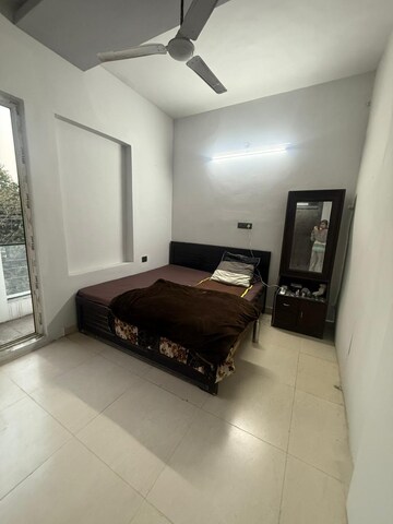 Bedroom in 2 BHK Villa at Sector 40 – for Rent