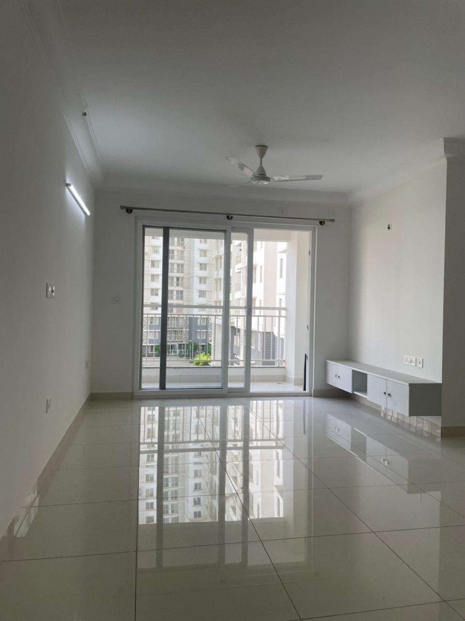 2 BHK 1240 Sq.Ft. Apartment in Puravankara Palm Beach