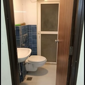 Bathroom in 1 BHK Apartment at Lodha Amara, Sandoz Baug – for Sale