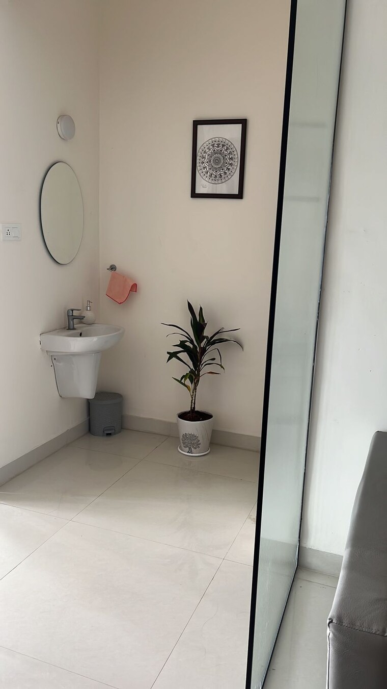 Room, amigo-united-avenues 3 Bedroom 1670 Sq.Ft. Apartment In Narsingi Hyderabad 8938107