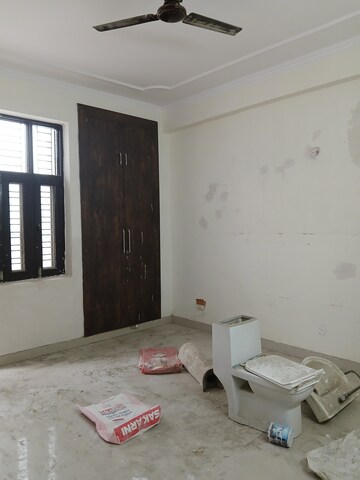 Furnished Amenities in 2.5 BHK Villa at RWA Apartments Sector 122, Sector 122 – for Rent