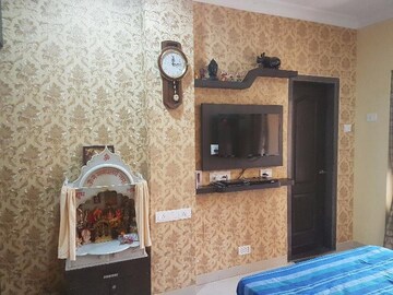 Furnished Amenities in 3 BHK Apartment at K Raheja Raheja Residency, Malad East – for Rent