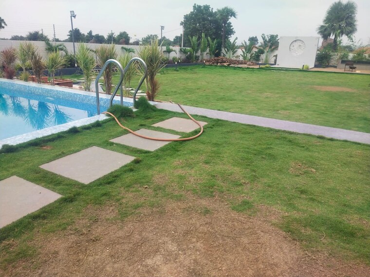 Garden, lb nagar  150 Sq.Yd. Plot In Lb Nagar Hyderabad 8938152