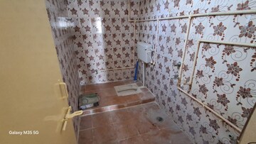 Bathroom in 3.5 BHK Apartment at VBG Gardens, Mehdipatnam – for Sale